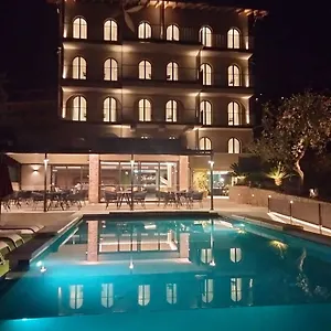 Ristorante Al Caminetto Worldhotels Crafted Adults Only 4*, Torri Del Benaco Ιταλία