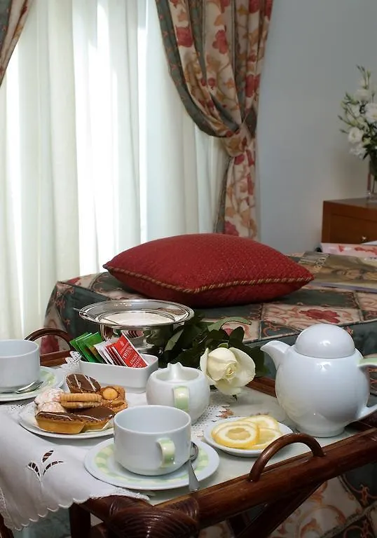 ***  Hotel Aberdeen Róma Olaszország